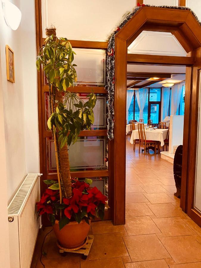 Casa Jasmine Hotel Брашов Екстериор снимка