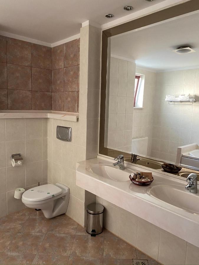 Casa Jasmine Hotel Брашов Екстериор снимка