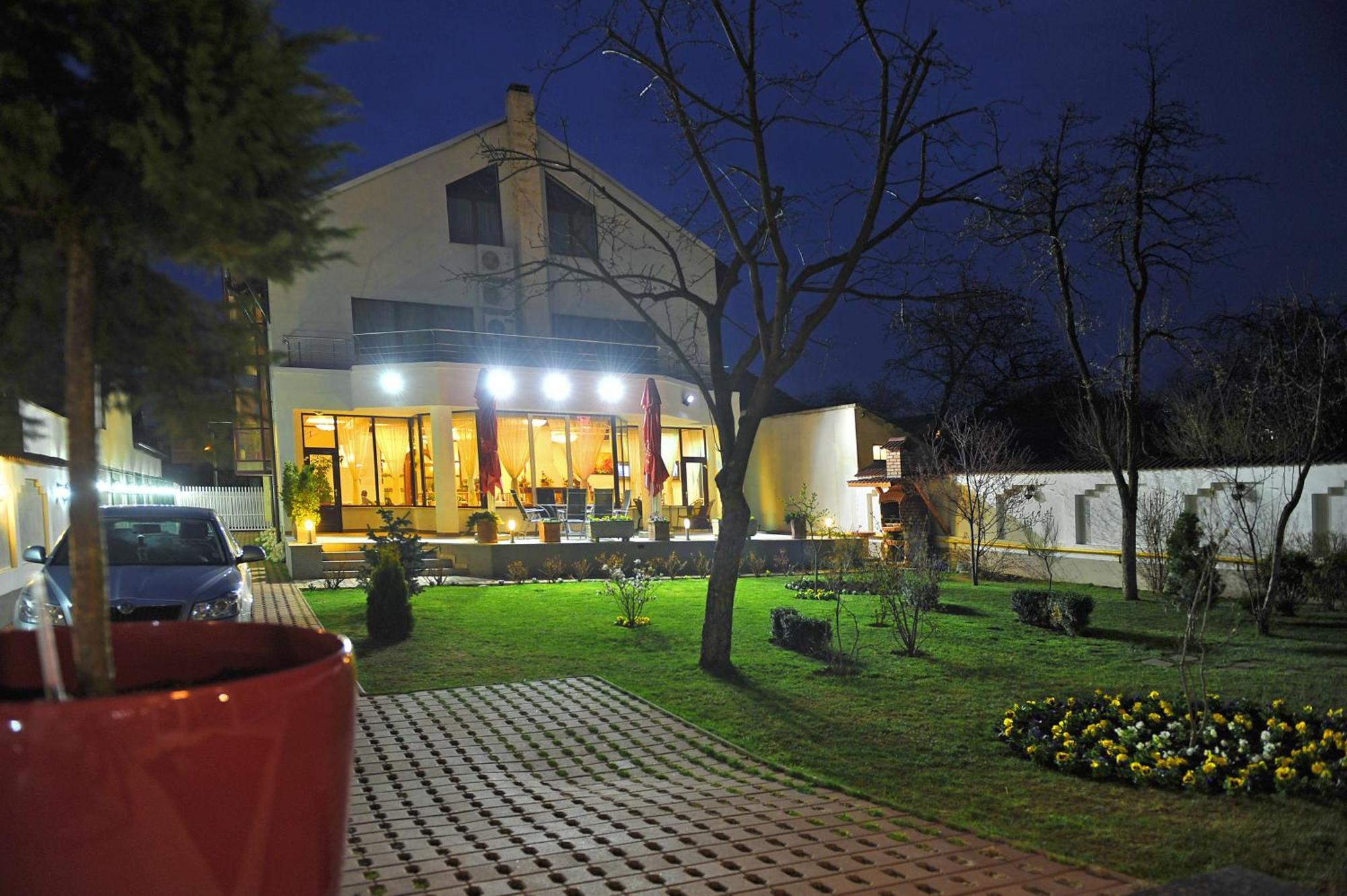 Casa Jasmine Hotel Брашов Екстериор снимка