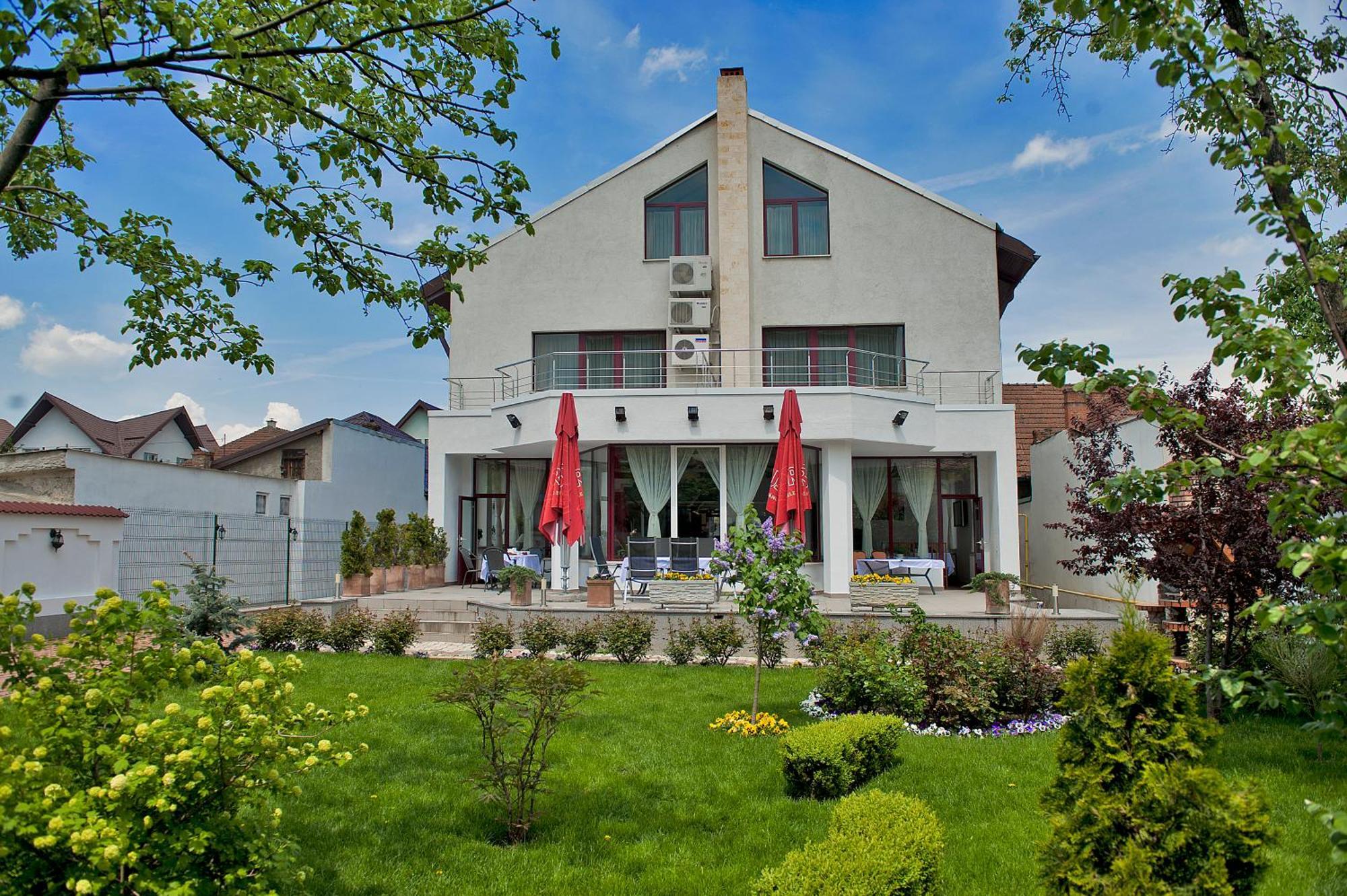Casa Jasmine Hotel Брашов Екстериор снимка
