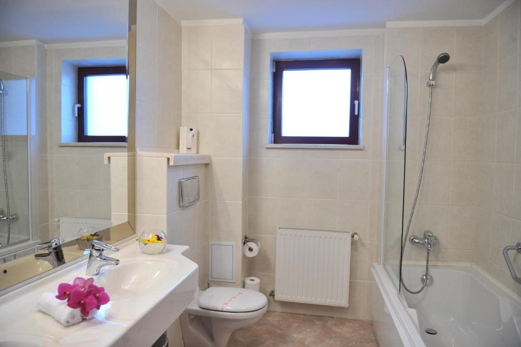 Casa Jasmine Hotel Брашов Екстериор снимка
